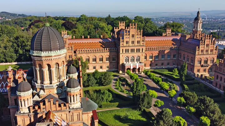 10 знакових історичних пам’яток України: собори, театри та фортеці, які є архітектурними шедеврами