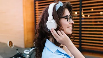 Музика здатна змінювати роботу мозку: британські та французькі вчені здивували новим відкриттям