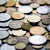 10 копійок більше не буде? Що пропонує НБУ та скільки мільярдів таких монет в українців