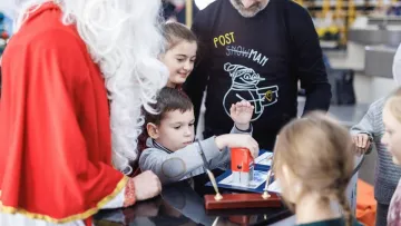 Укрпошта погасила нову марку на честь Дня Святого Миколая: як вона виглядає