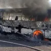 Дві НП за добу: у Кам'янському горів автобус з пасажирами, а на Житомирщині бус з людьми застряг у снігу