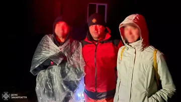 Американця врятували в Карпатських горах: з ким відправився у похід горе-турист із США