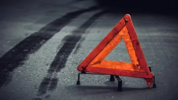 Аварія з бусом ТЦК у Києві: стало відомо, як на Осокорках мобілізований у кайданках втік прямо з місця ДТП