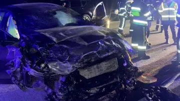 На Прикарпатті сталась моторошна автотроща за участі чотирьох авто: без жертв не обійшлося – фото з місця ДТП