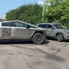 Під Києвом у ДТП потрапив новенький Tesla Cybertruck: хто винен в аварії та скільки вартує таке авто