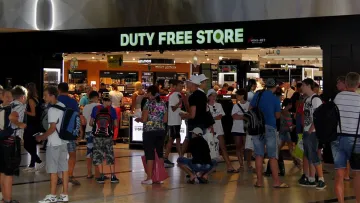 В duty-free одного з австралійських аеропортів «продавали» живу тварину: кенгуру, коалу чи качкодзьоба