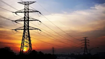 Ситуація в електросистемі України змінилась: 27 жовтня у семи регіонах будуть діяти графіки відключення світла