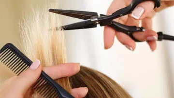 Місячний календар стрижок на березень 2026: коли йти до майстра, а коли варто зачекати