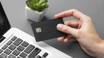 Українці можуть відстежувати банківські платежі: в НБУ пояснили, що змінилося