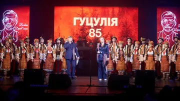 Повернення з гастролей закінчилося побиттям: на Львівщині напали на артистів відомого ансамблю – відео