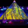 На фестивалі Burning Man засяяли українські кольори: епічне відео з американської пустелі