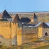 Стався масштабний обвал одного з найкрасивіших замків України – Хотинської фортеці: чи є постраждалі
