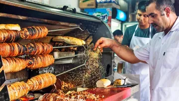 Трагедія у Стамбулі: вулична їжа забрала життя двох дітей з Німеччини і їхньої матері