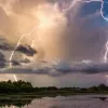 Яка погода завтра, 22 травня: українців попередили про небезпечні метеорологічні явища – що треба знати