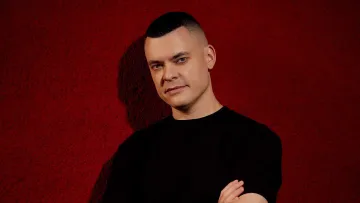 Подарунок чи використання артистів? Віталій Лобач звернувся до родини Степана Гіги через скандал