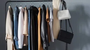 Топ-7 порад від експертів: як без жалю розібрати завалену шафу та звільнити місце