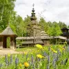 «Налив дві чарки горілки, дістав печиво»: у Львові працівників музею домагався до відвідувачки