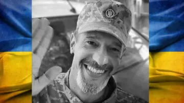 «Як з'ясувалося – не можна»: у КМДА пояснили відмову встановити «козацький хрест» на могилі Максима Неліпи