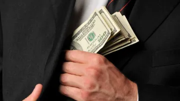 Від матраца до кактуса: схованки, які грабіжники перевіряють насамперед