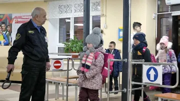 У Полтаві шкільний охоронець займався сексом зі школяркою: що загрожує педофілу, який має п'ять дітей