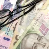 Пільги, догляд та виховання дітей: які спецвиплати доступні українським пенсіонерам у 2026 році