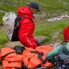 У Великі Британії провели спецоперацію з евакуювації пса з найвищої на острові гори: собака отруїлася канабісом