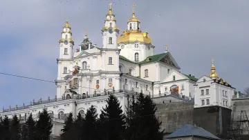 Розпочата перевірка Почаївської лаври на таємні зв'язки з Росією: хто перевіряє святиню