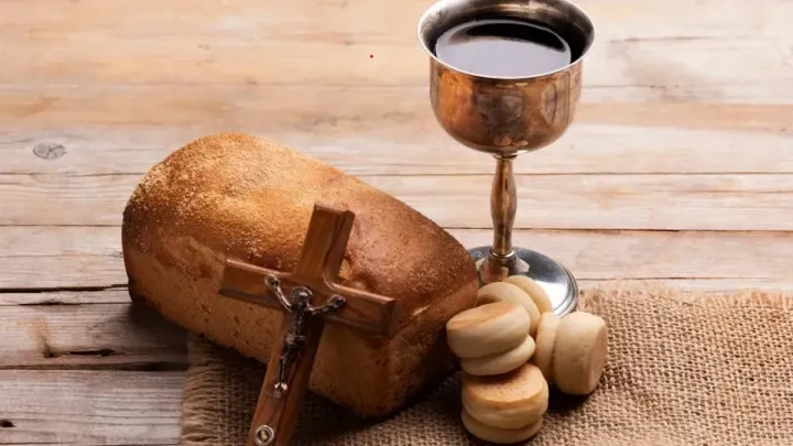 Великий піст з 23 лютого: як вижити без стейків, не втратити глузд і очистити душу