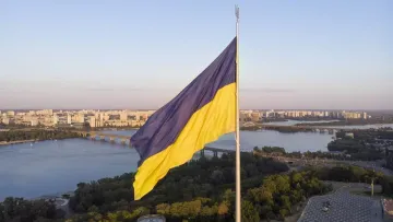 Україна відзначає День Державного прапора: як синьо-жовтий стяг став символом незламності