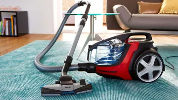 Хотів купити пилосос за ціною ручки: на Хмельниччині відбувся суд над кмітливим злочинцем із супермаркета