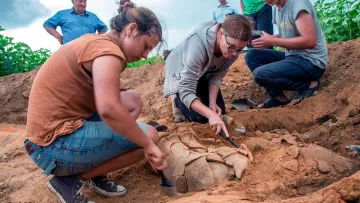 Археологи знайшли на Полтавщині монету XV століття: відомо, хто карбував срібний дріб'язок