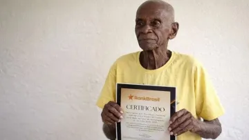 Претендент на звання найстарішої людини у світі: 118-річний чоловік здивував станом здоров’я