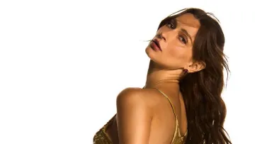 «Для мене ця пісня про весну і новий свіжий подих ніжності»: TAYANNA випустила сингл «Потоками»