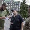 На Рівненщині влаштували самосуд над працівником ТЦК: який стан у постраждалого та що загрожує нападникам
