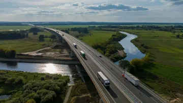 На одній з трас у Житомирській області утворився «трамплін»: що за дивина та в чому причина