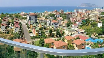 Українці в лідерах серед купівлі нерухомості в Туреччині: скільки вони придбали житла та хто на першому місці