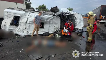9 людей загинули: вранці 4 липня сталася моторошна ДТП на трасі між Одесою та Миколаєвом – деталі