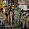 При −8°C на Софійській площі: відео з військовими колядниками підкорило мережу