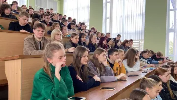 Новий навчальний рік: до українських вишів вступили майже 179 тисяч першокурсників – на які спеціальності