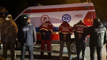 Правоохоронці допомагали ухилянтам переплисти Тусу: організатори схеми маскувались під медпрацівників