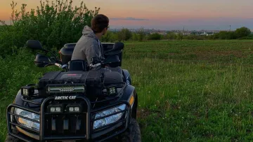 «Знайдемо, вб’ємо»: росіяни погрожують засновнику відомого українського телеграм-каналу
