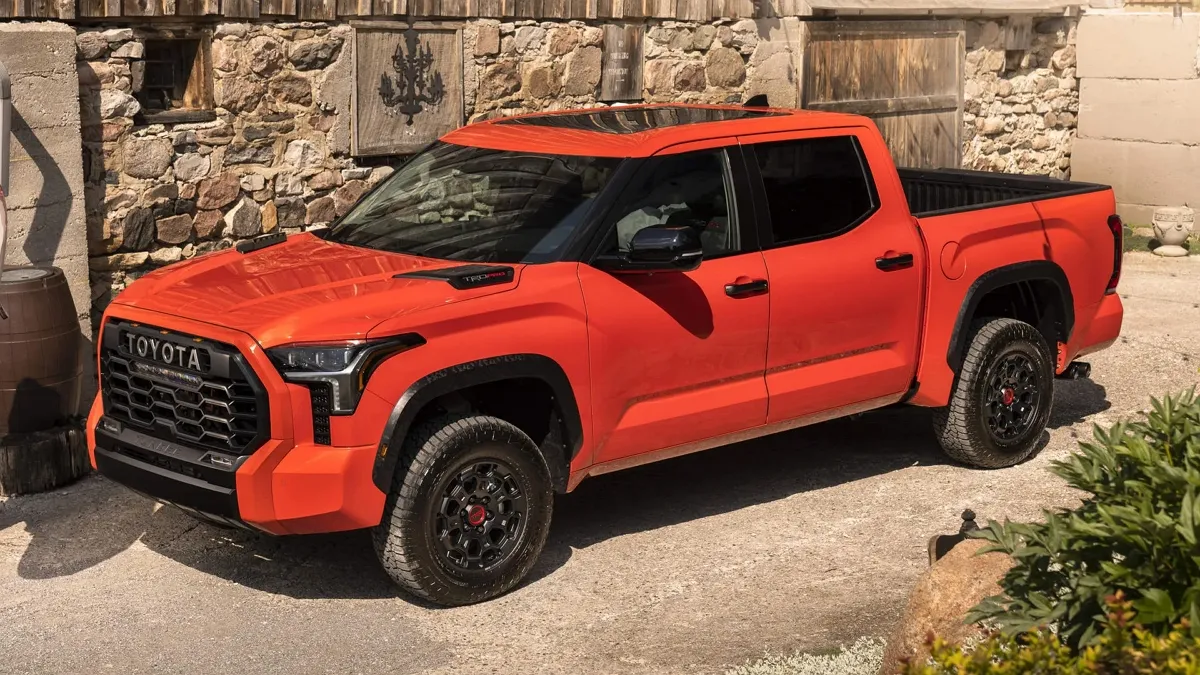 Toyota готує конкурента Raptor: у США зареєстрували назву TRD Hammer для потужного пікапа