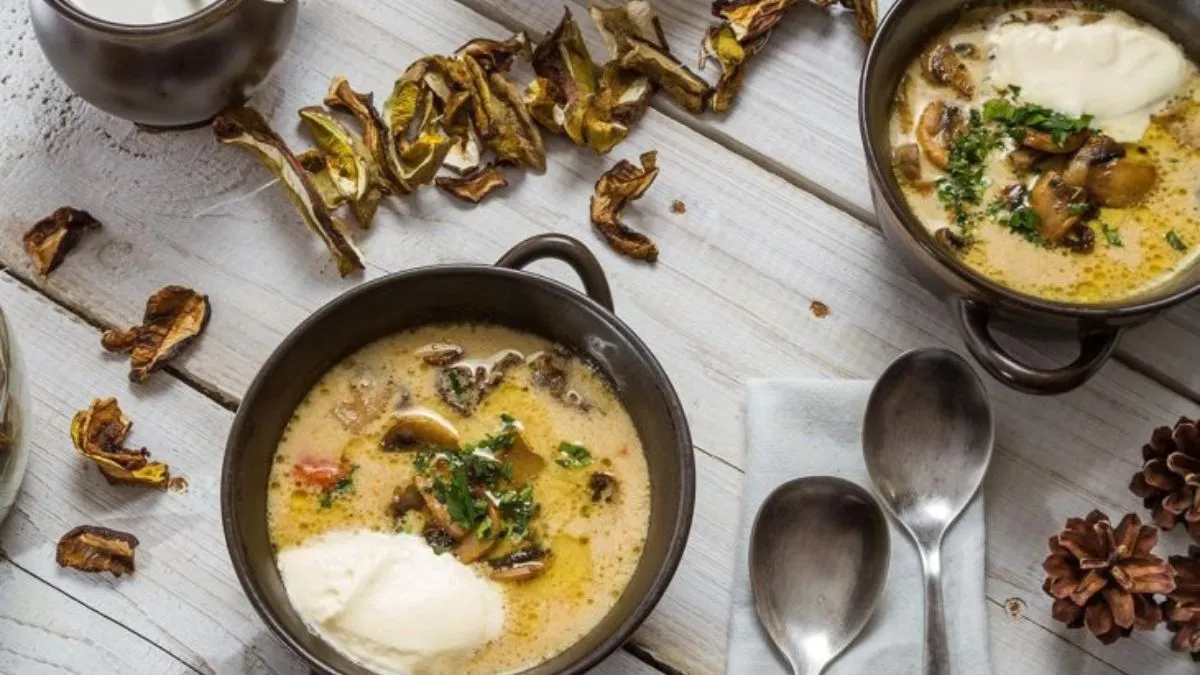 Як на кухні приготувати грибну юшку: мов у карпатській колибі, але не виходячи з квартири й без вогнища