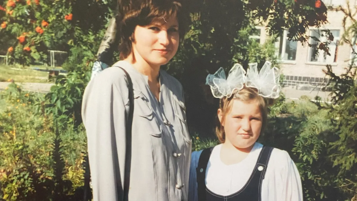 Як Alyona Alyona виглядала у дитинстві: впізнати зірку з першого погляду складно