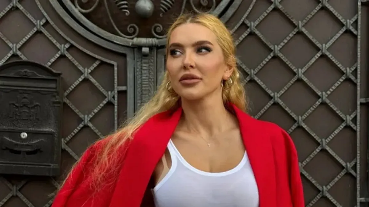 «Lovely process»: Анна Буткевич показала, як народжується музика у камерній атмосфері
