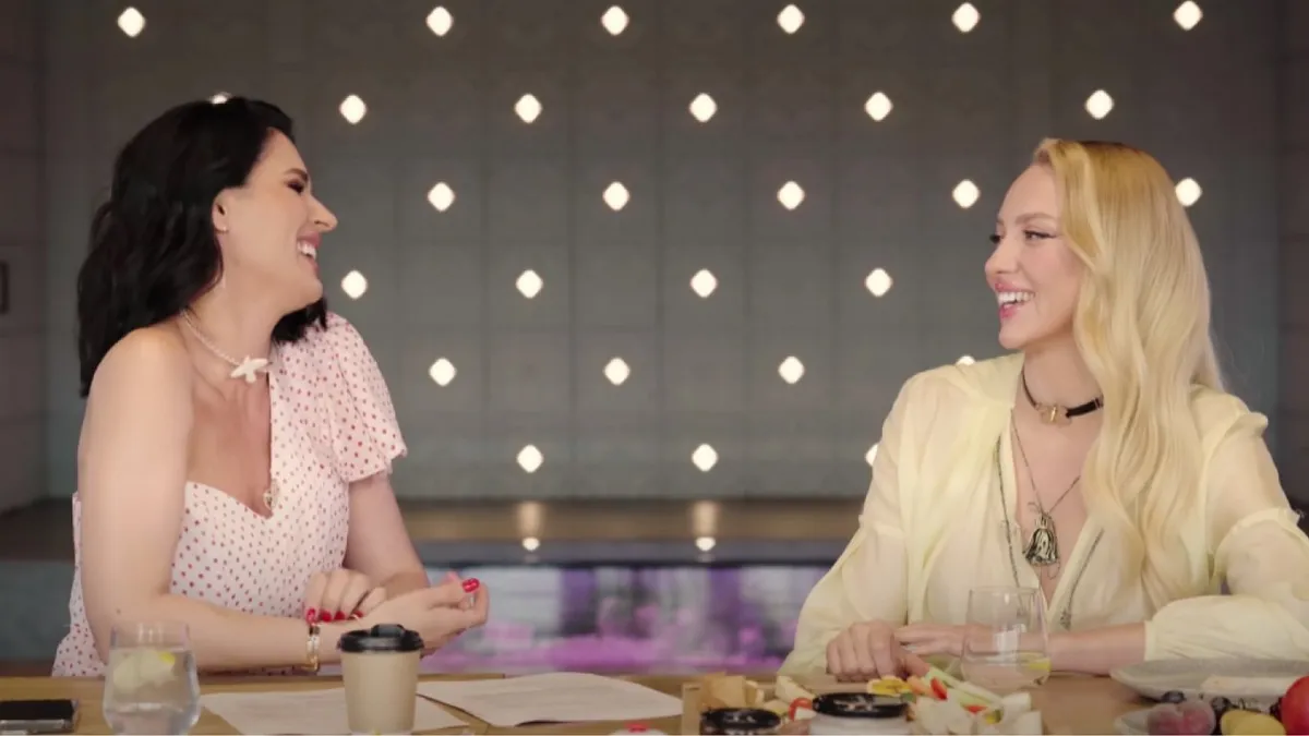 «Жовтень калейдоскопічний»: Маша Єфросиніна підсумувала місяць запальним танцем з Поляковою 