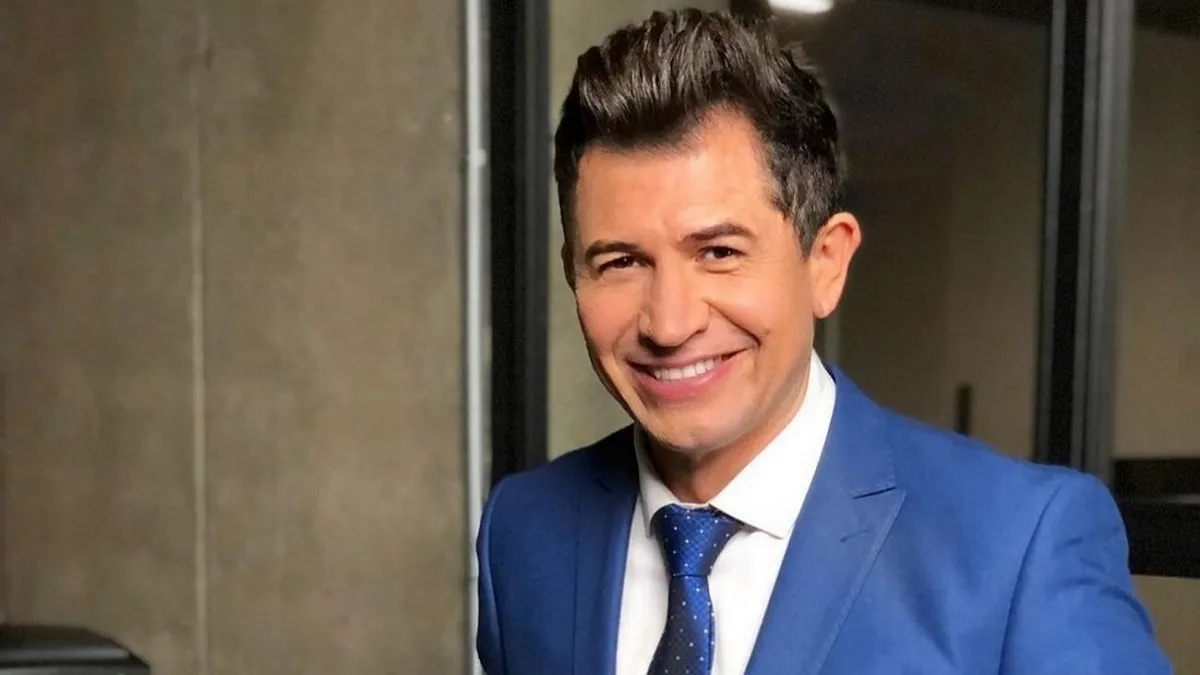 «На розвороті в мою автівку прилетіло»: Андрій Джеджула потрапив у ДТП і звернувся до підписників – відео