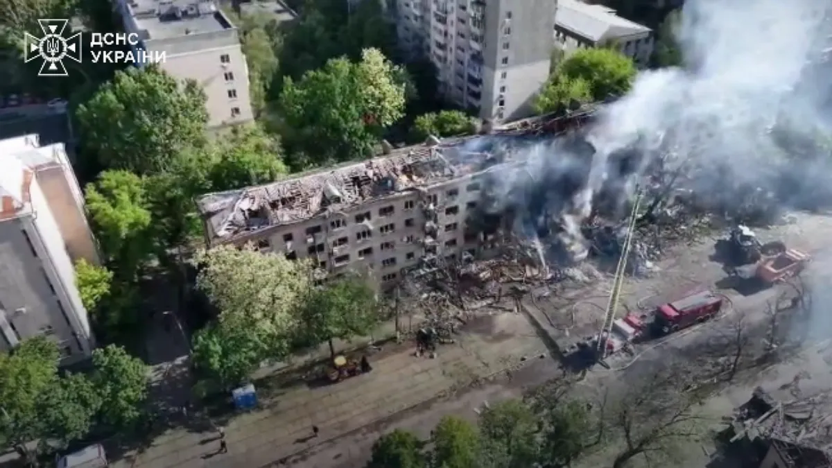 «Найстрашніші вибухи, які ми чули...»: зірки шоу‑бізнесу та спорту відреагували на атаку Києва 24 травня