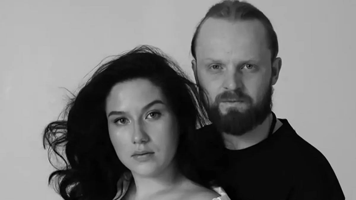 «Наш новий світ»: зірка «Спіймати Кайдаша» оголосила про вагітність первістком