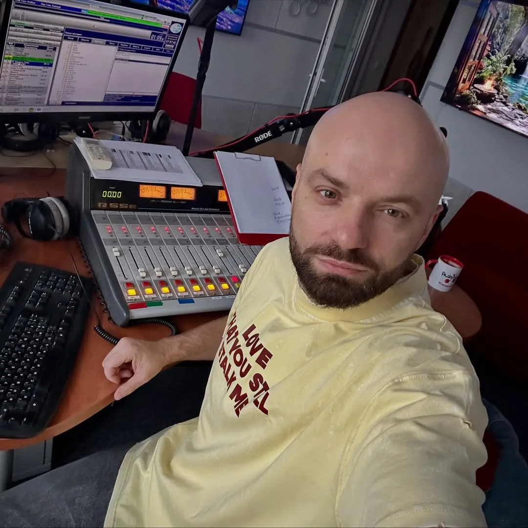 Радіоведучий, інтерв'юер Слава Дьомін. Фото: Instagram/slavademin_official